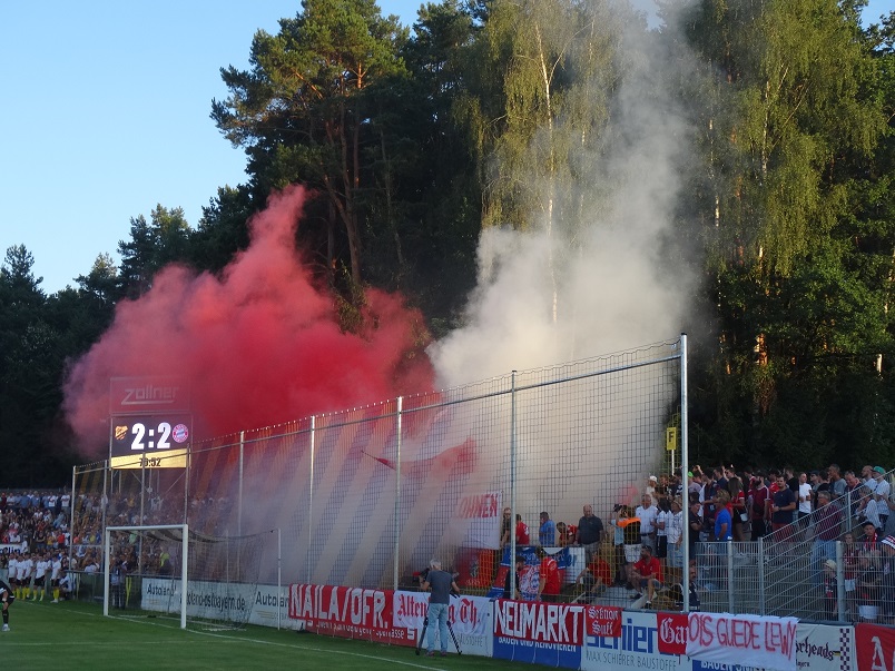 03 08 2022 DJK Vilzing FC Bayern München II 2 3